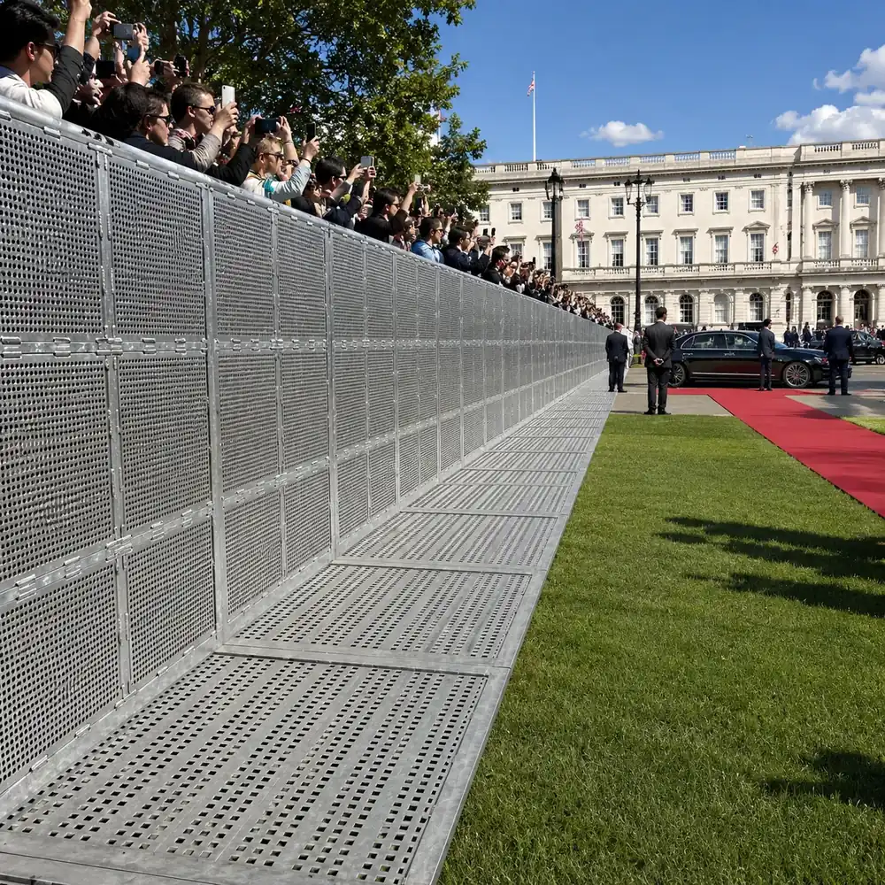 Mojo Barriers along the red carpet at a state visit